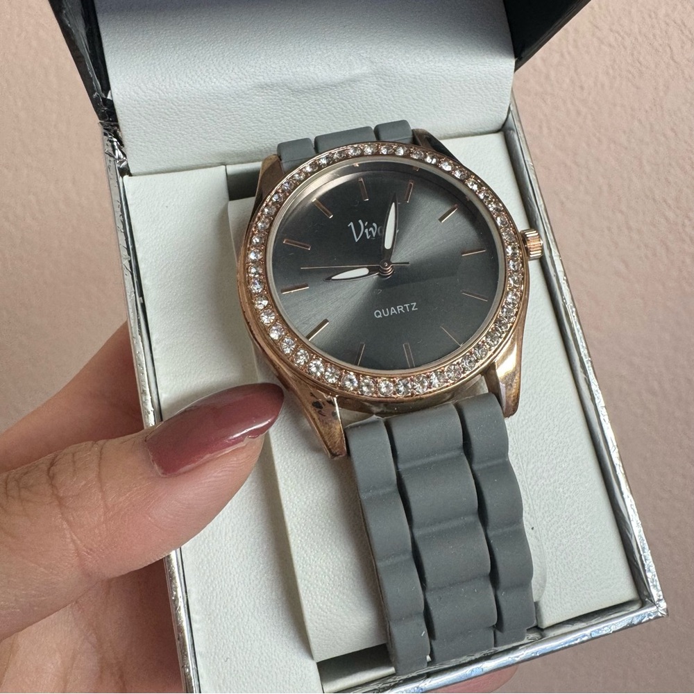 Vivani Women's Analog Quartz Rose Gold Stainless Steel Watch